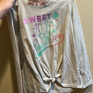 Has tag on it, great condition, and i don’t want it because it was a old gift.